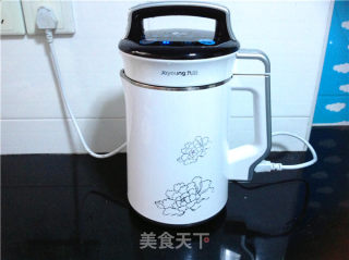 【老桃七厨房】日本料理 大骨汤泡粢饭糕 (or炸饭团)的做法步骤：1