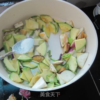 茄子炒南瓜的做法步骤：3
