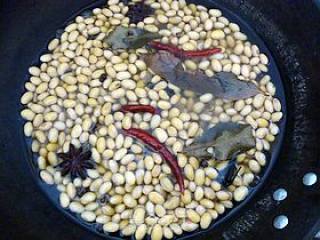 夏日小凉菜------【香辣卤黄豆】的做法步骤：7