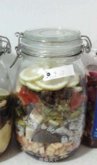 首次自制综合水果酵素（红糖无水酵素）的做法步骤：4