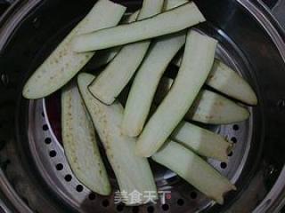 爽口小凉菜--------【蒜蓉手撕茄条】的做法步骤：2