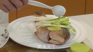 清蒸红鮋的做法步骤：2