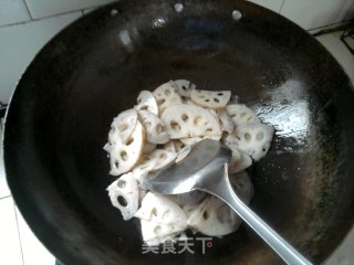素炒莲藕的做法步骤：5