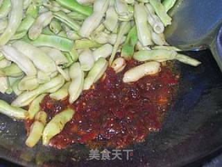 酱焖四季豆的做法步骤：4