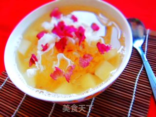 雪梨银耳玫瑰养颜汤的做法步骤：6
