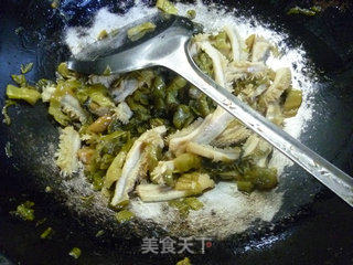 酸菜炒牛肚的做法步骤：8