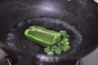青椒虾仁盏的做法步骤：4