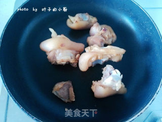 特色瓷罐煨汤的做法步骤：6