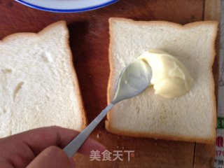 触手可及的美味——鸡肉三明治的做法步骤：2