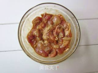 【多彩面包鸡丁】中西结合的超卡哇伊菜菜的做法步骤：3