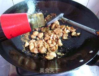 【多彩面包鸡丁】中西结合的超卡哇伊菜菜的做法步骤：7