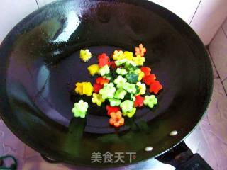 【多彩面包鸡丁】中西结合的超卡哇伊菜菜的做法步骤：11