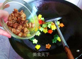 【多彩面包鸡丁】中西结合的超卡哇伊菜菜的做法步骤：13
