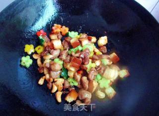 【多彩面包鸡丁】中西结合的超卡哇伊菜菜的做法步骤：16