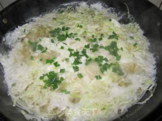 牛肉海鲜菇汤面的做法步骤：7