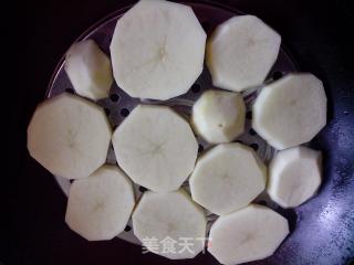 芝士土豆饼----百分百营养早餐饼的做法步骤：2