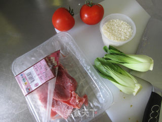 番茄牛肉饭的做法步骤：1