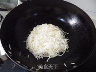 快手做素菜-----素炒白萝卜丝的做法步骤：7