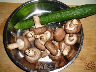 鲍汁香菇的做法步骤：1
