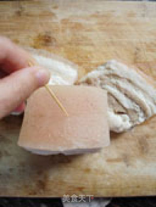 家常宴客菜----南乳扣肉的做法步骤：2