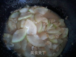 虾皮素炒冬瓜的做法步骤：7