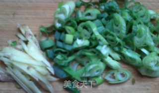 香芹炒大虾的做法步骤：4