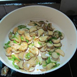 辣椒炒茄子的做法步骤：8