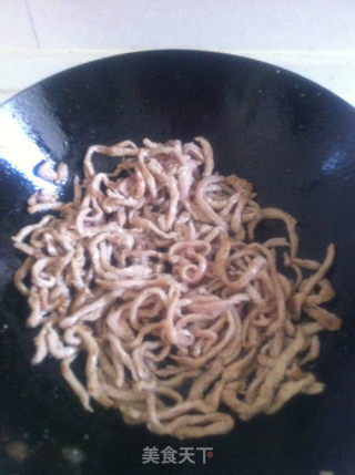 鱼香肉丝的做法步骤：7