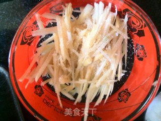 仔姜肉丝的做法步骤：3