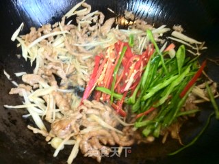 仔姜肉丝的做法步骤：6