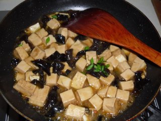 蚝油豆腐的做法步骤：9