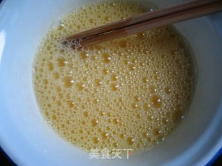 香葱火腿蛋饼的做法步骤：2