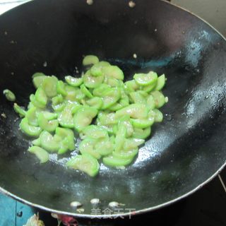 秘汁丝瓜的做法步骤：5