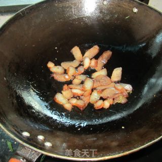 快餐腊肉饭的做法步骤：2