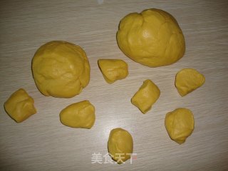 【龟兔赛跑小面包】---我家小女的小作品的做法步骤：3