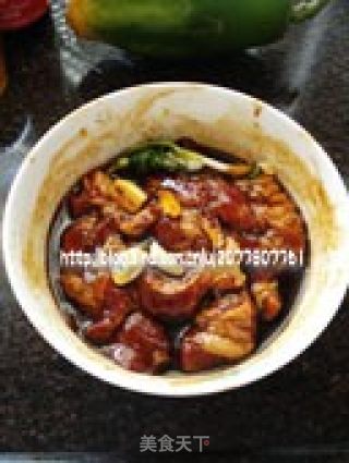 家常宴客菜---叉烧肉(平底锅版)的做法步骤：1