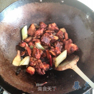 红烧排骨的做法步骤：6