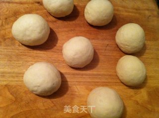皇冠面包的做法步骤：3