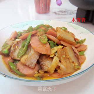 辣炒腊肉火腿肠的做法步骤：9