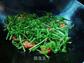 豆豉番茄炒水蕨的做法步骤：6