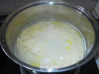 红酱番茄肉酱意大利面的做法步骤：4