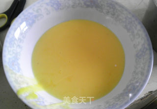 6寸奶油水果蛋糕（戚风）的做法步骤：1