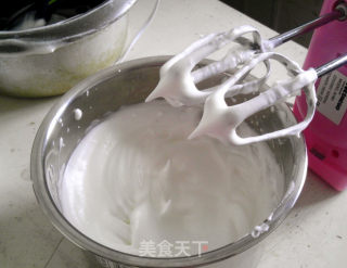 6寸奶油水果蛋糕（戚风）的做法步骤：2