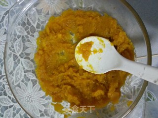 麻香南瓜饼的做法步骤：3