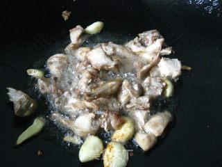 麻辣兔肉的做法步骤：5