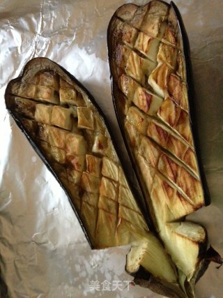 在家做出排档烧烤味——蒜蓉肉末烤茄子的做法步骤：2