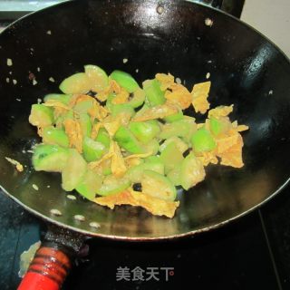 丝瓜炒蛋的做法步骤：7