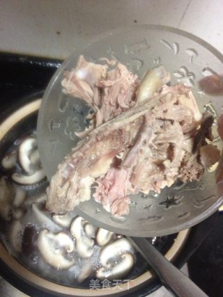 香菇鸡肉粥的做法步骤：11