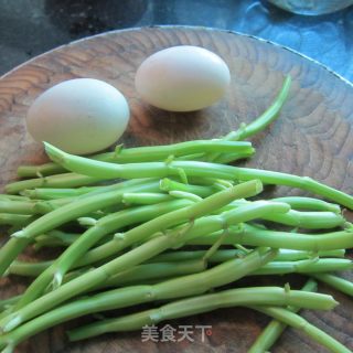空心菜梗煎蛋的做法步骤：3