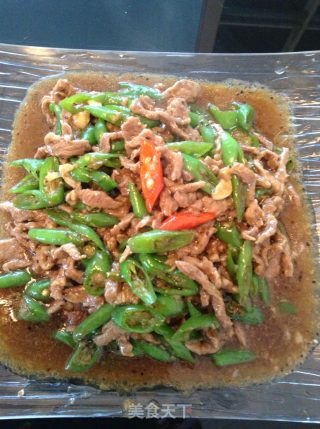 黑胡椒尖椒牛肉丝的做法步骤：9